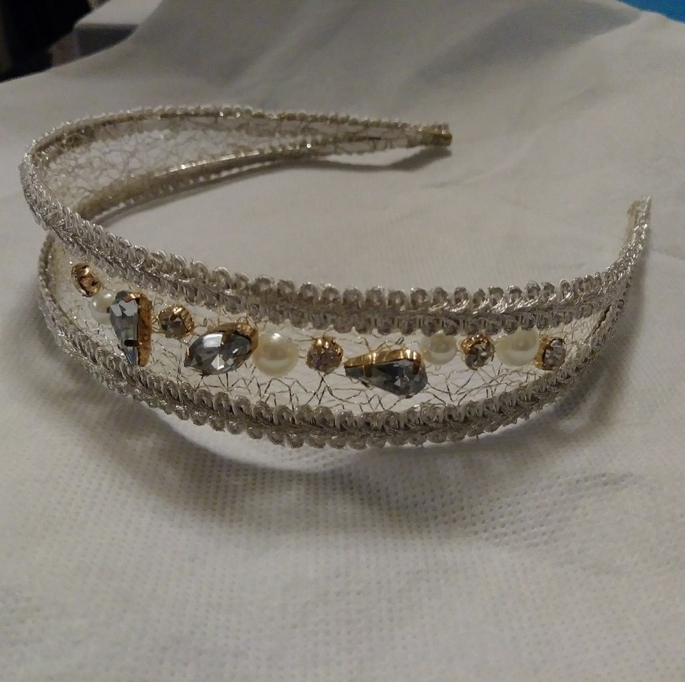 Mesh One-sided Pearl & Jeweled Headband